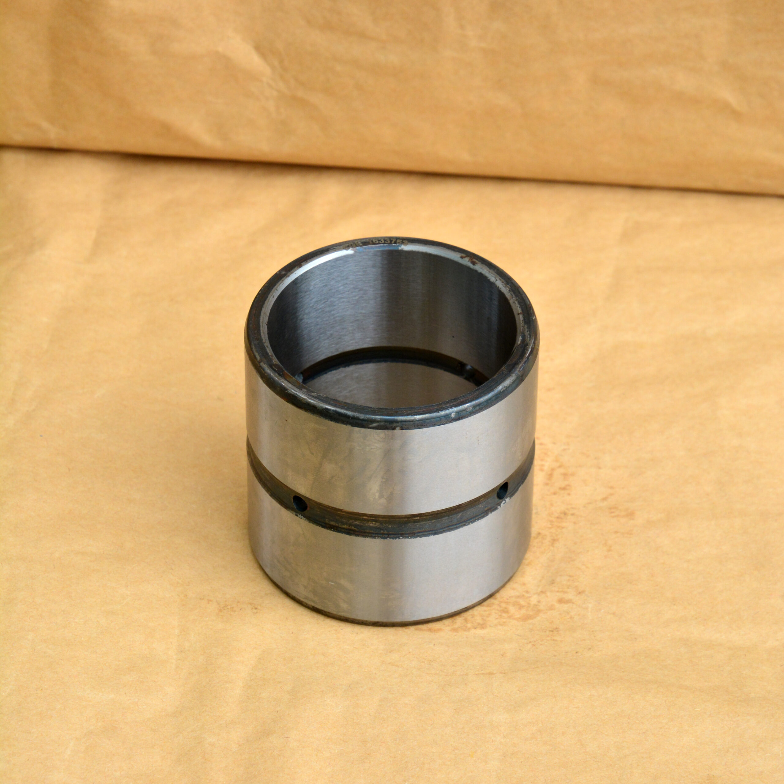 BUSHING 1633753 - Caterpillar