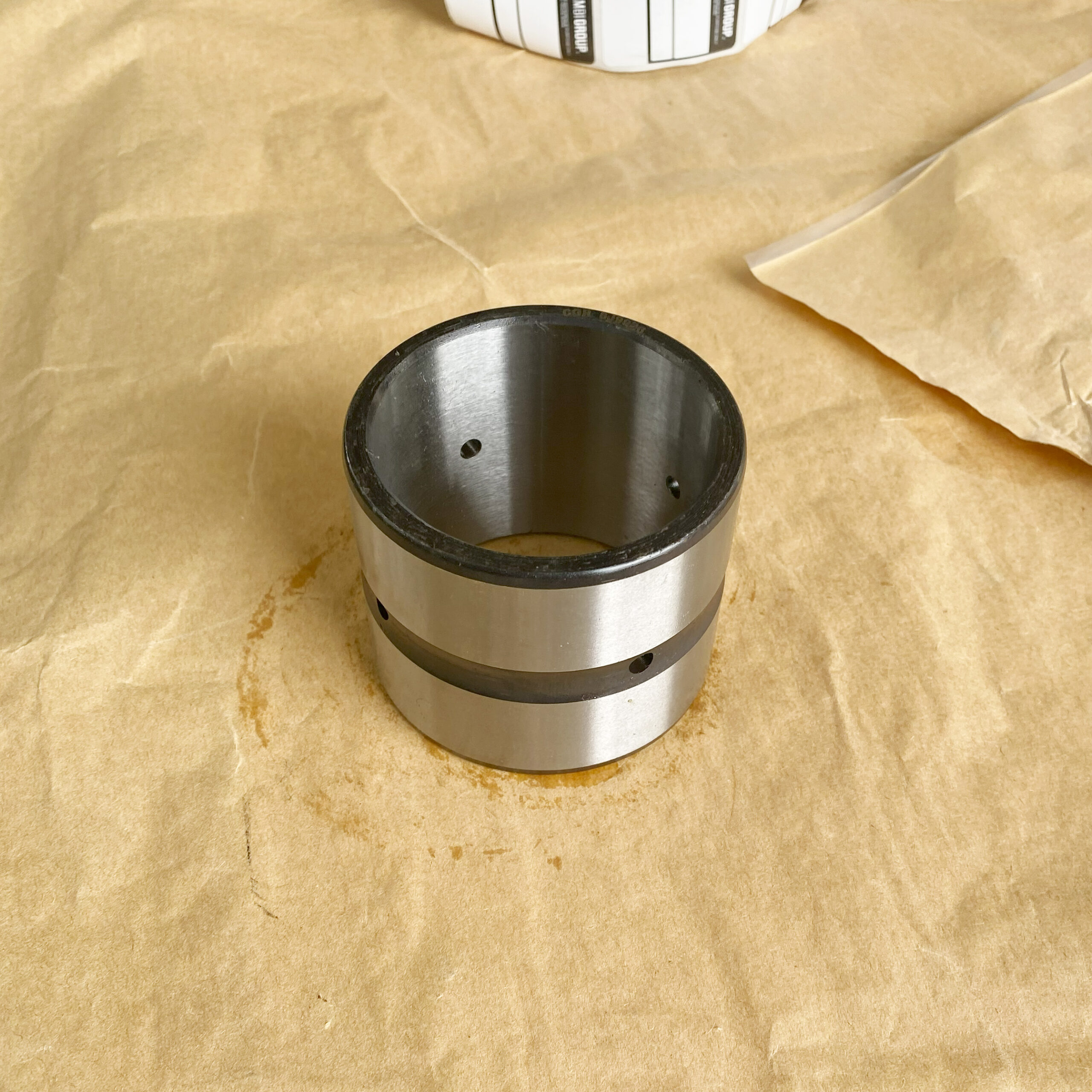 8J-9926: Sleeve Bearing (Bushing)