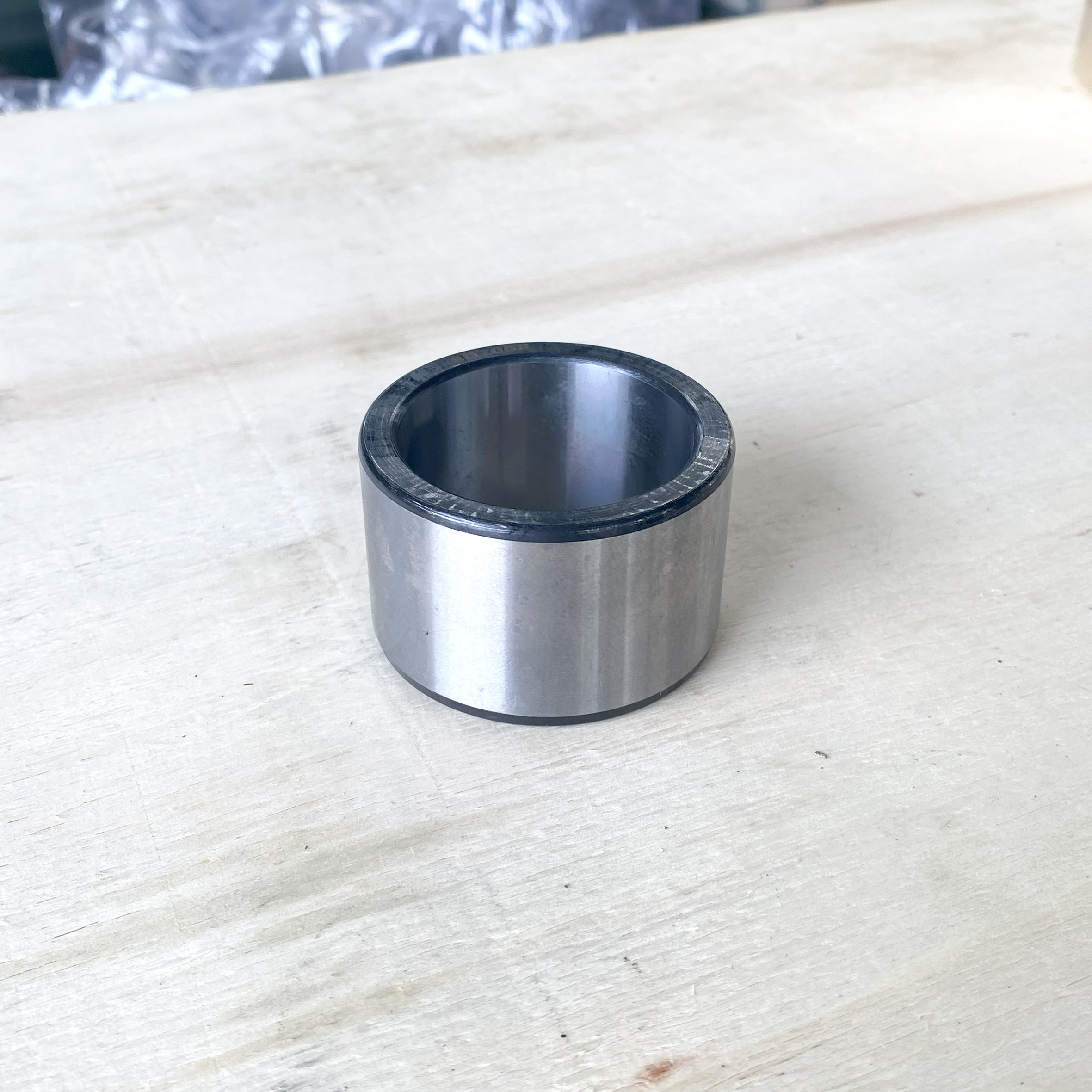 8D-7086: Sleeve Bearing (Bushing)