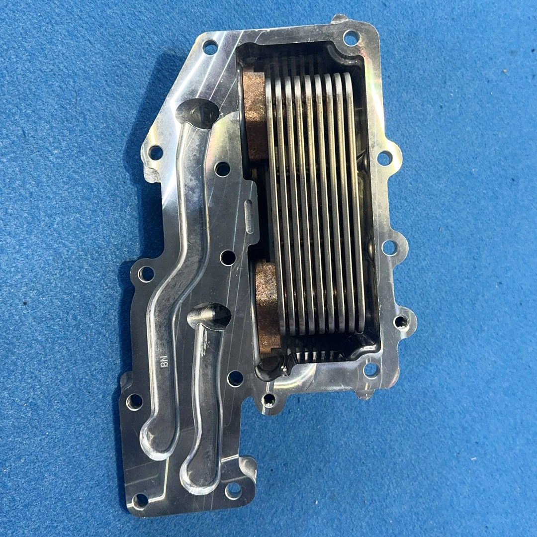 232-3722 C4.4 OIL COOLER HOUSING (1)