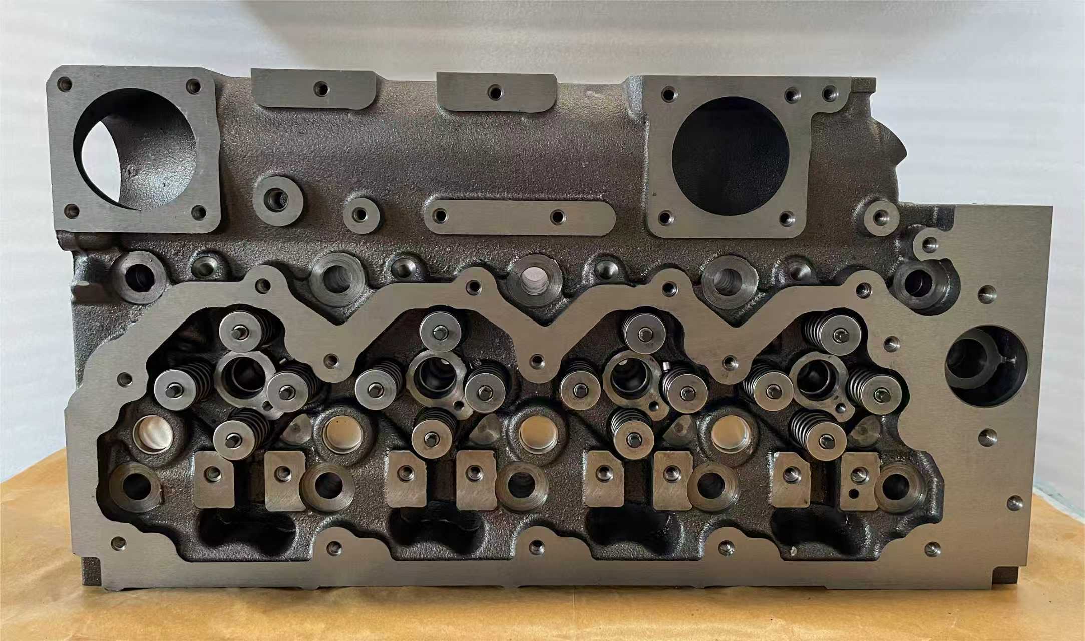 Cylinder Head Assembly for C4.4 16 Valve Electric Injection