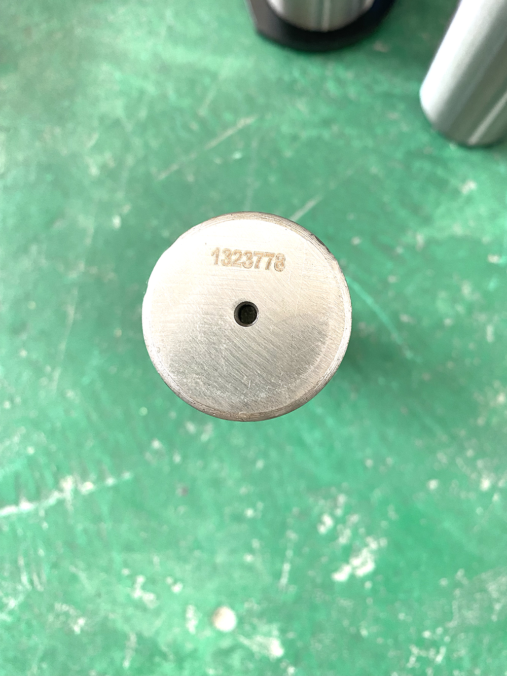 Pin 1323778 Suitable for Caterpillar