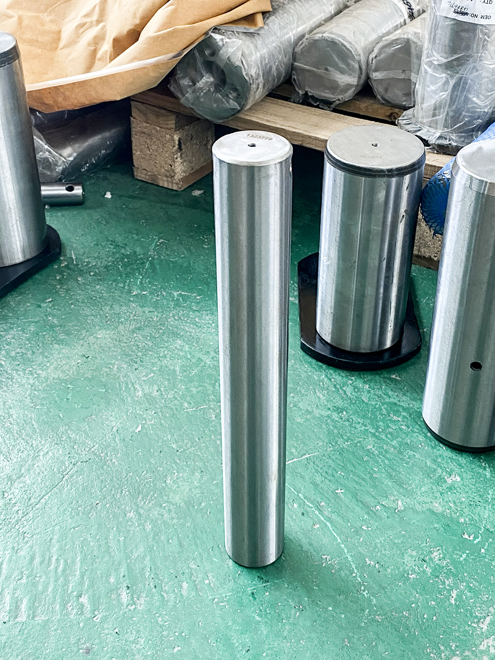 Pin 1323778 Suitable for Caterpillar