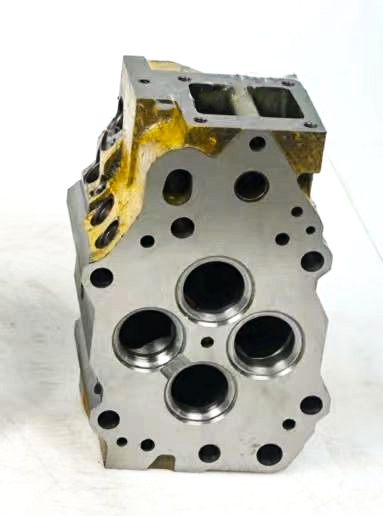 Cylinder Head 6261-11-1100 for KOMATSU 6D140