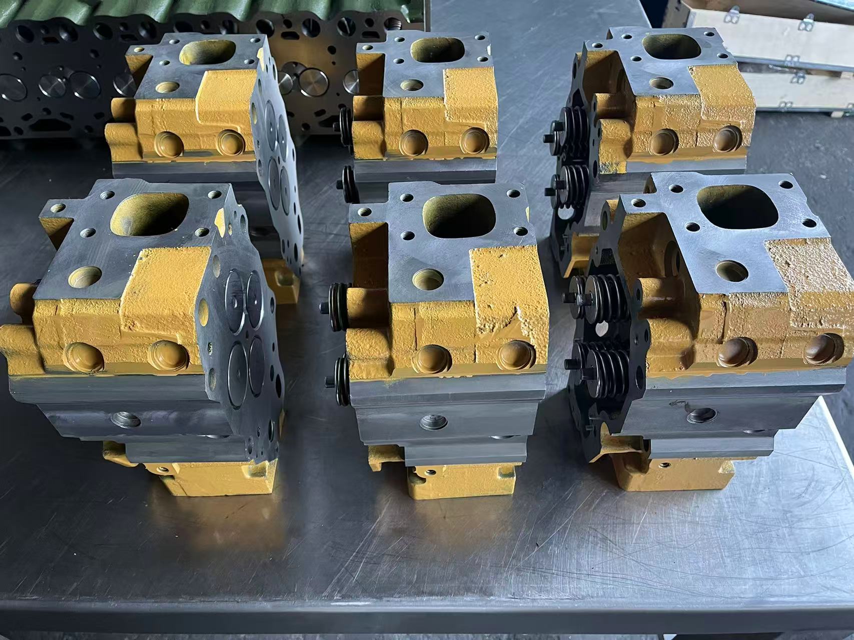 Cylinder Head Assy 6261-11-1100 for KOMATSU 6D140
