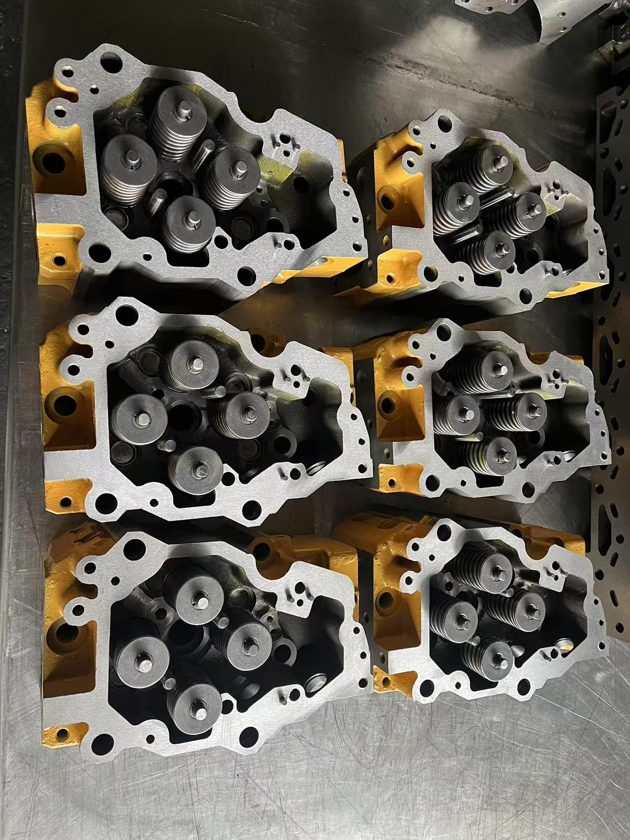 Cylinder Head Assy 6261-11-1100 for KOMATSU 6D140