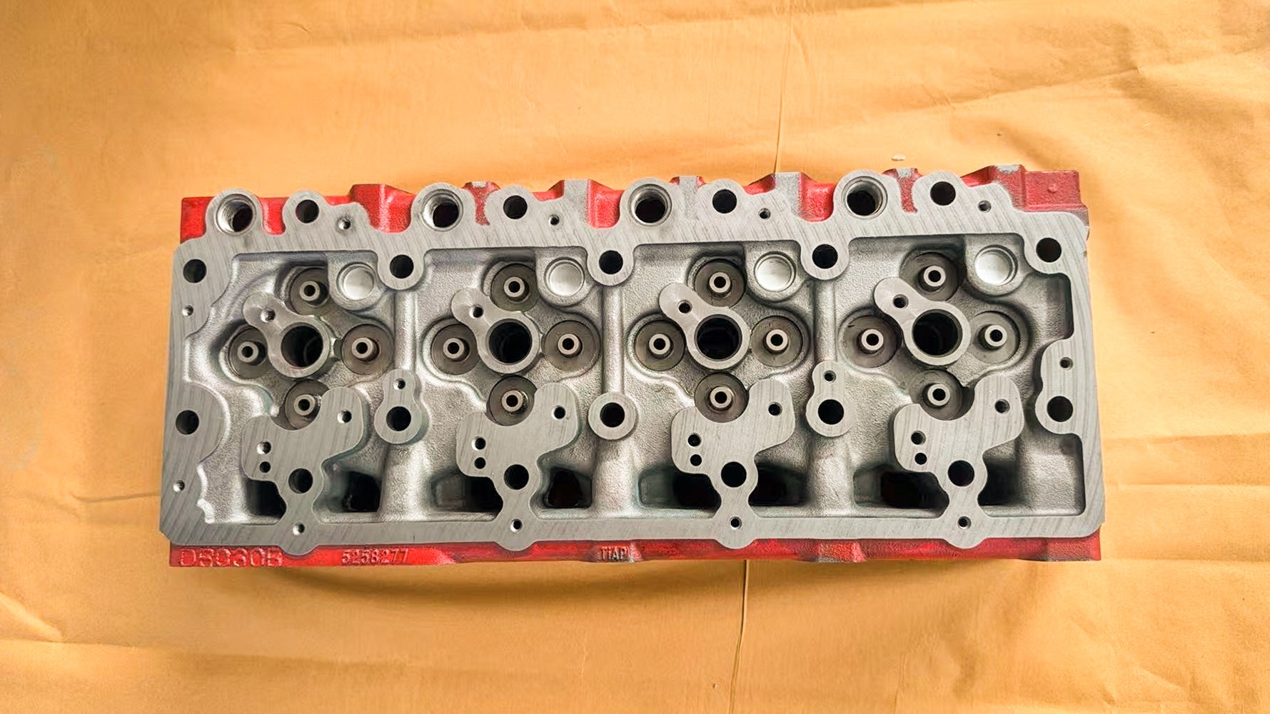 Cylinder head  5271866 for Cummins