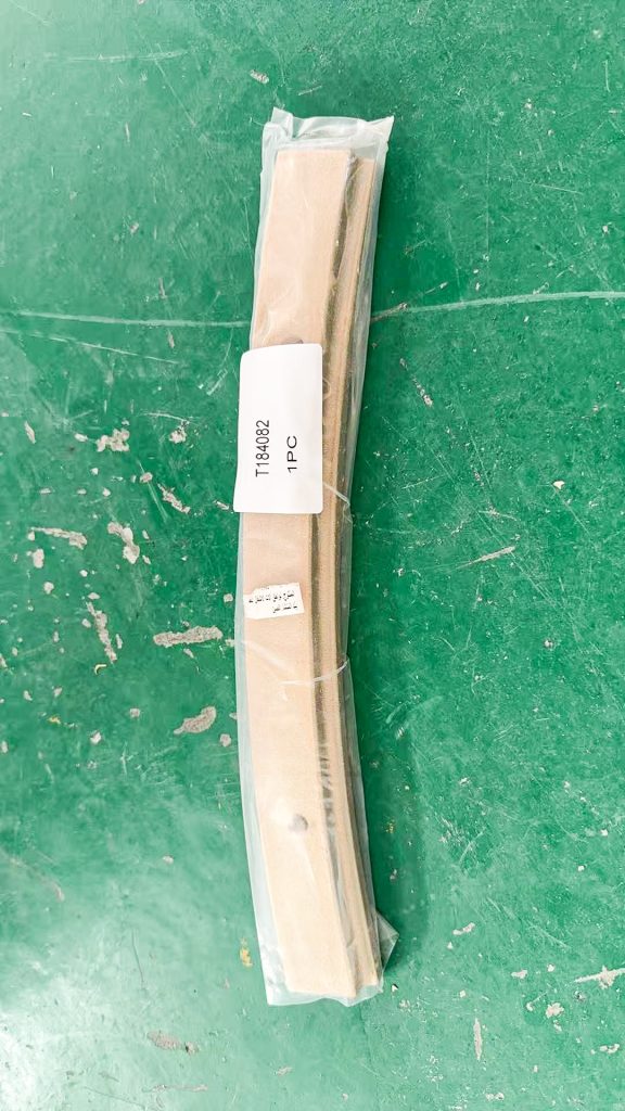 wear strip Insert T184082 Fits John Deere