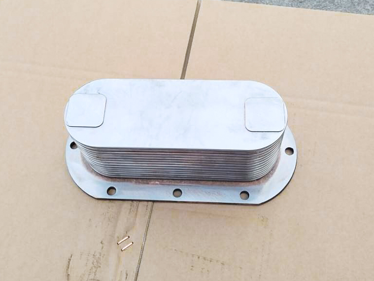 Oil Cooler 8547548 for Detroit Diesel
