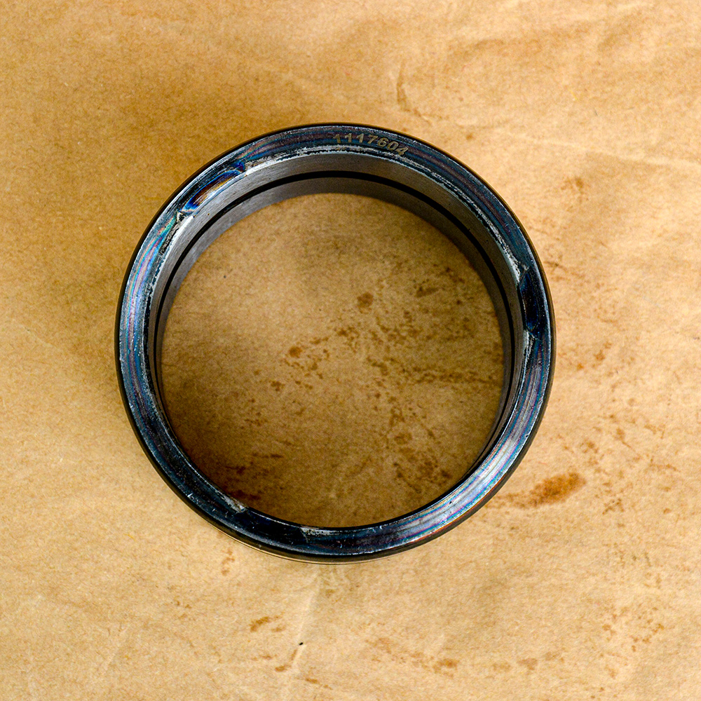 BEARING-SLEEVE 1117604 Suitable for Caterpillar