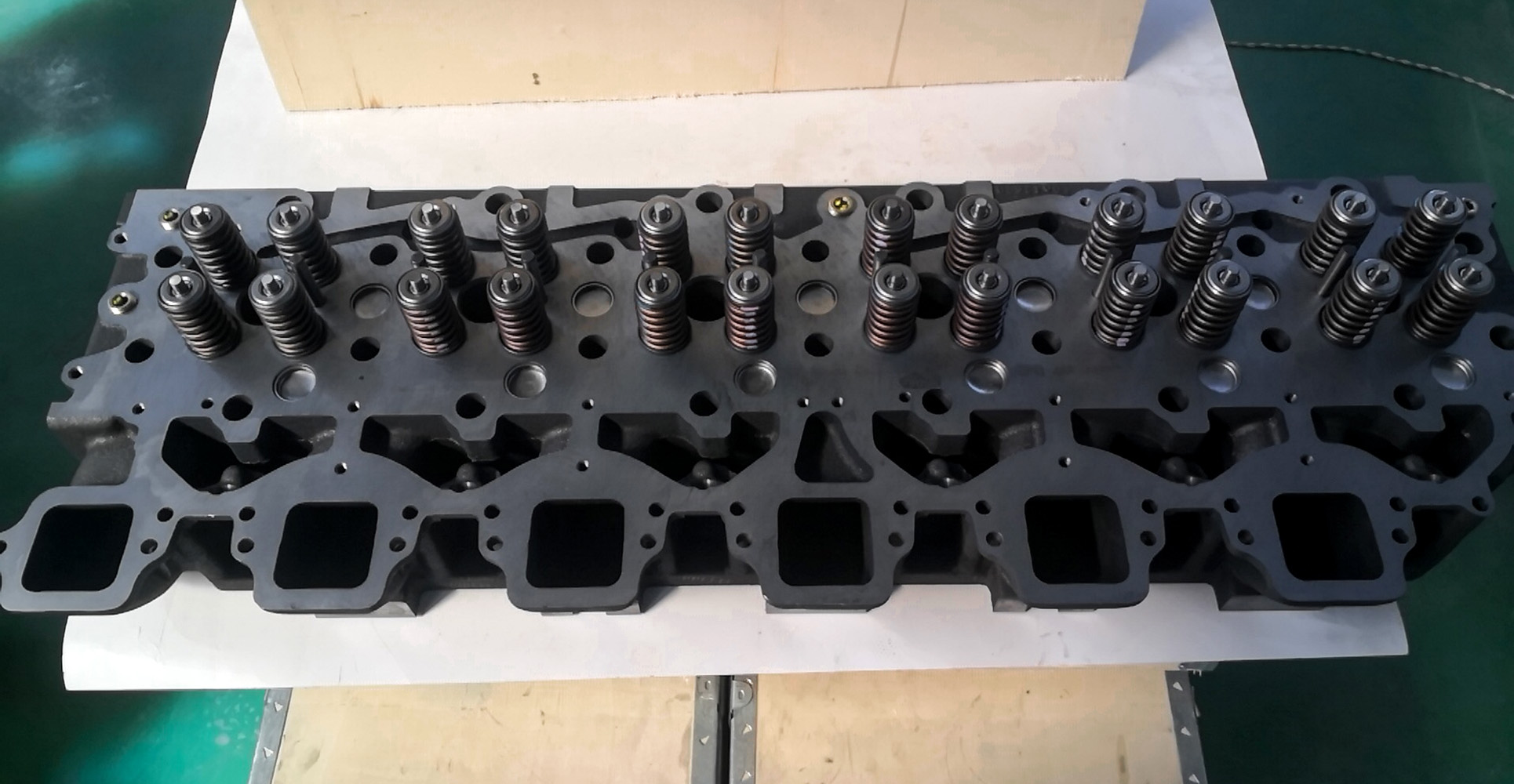Cylinder head Assembly 7W2203 7W2202 for Caterpillar 3406DI