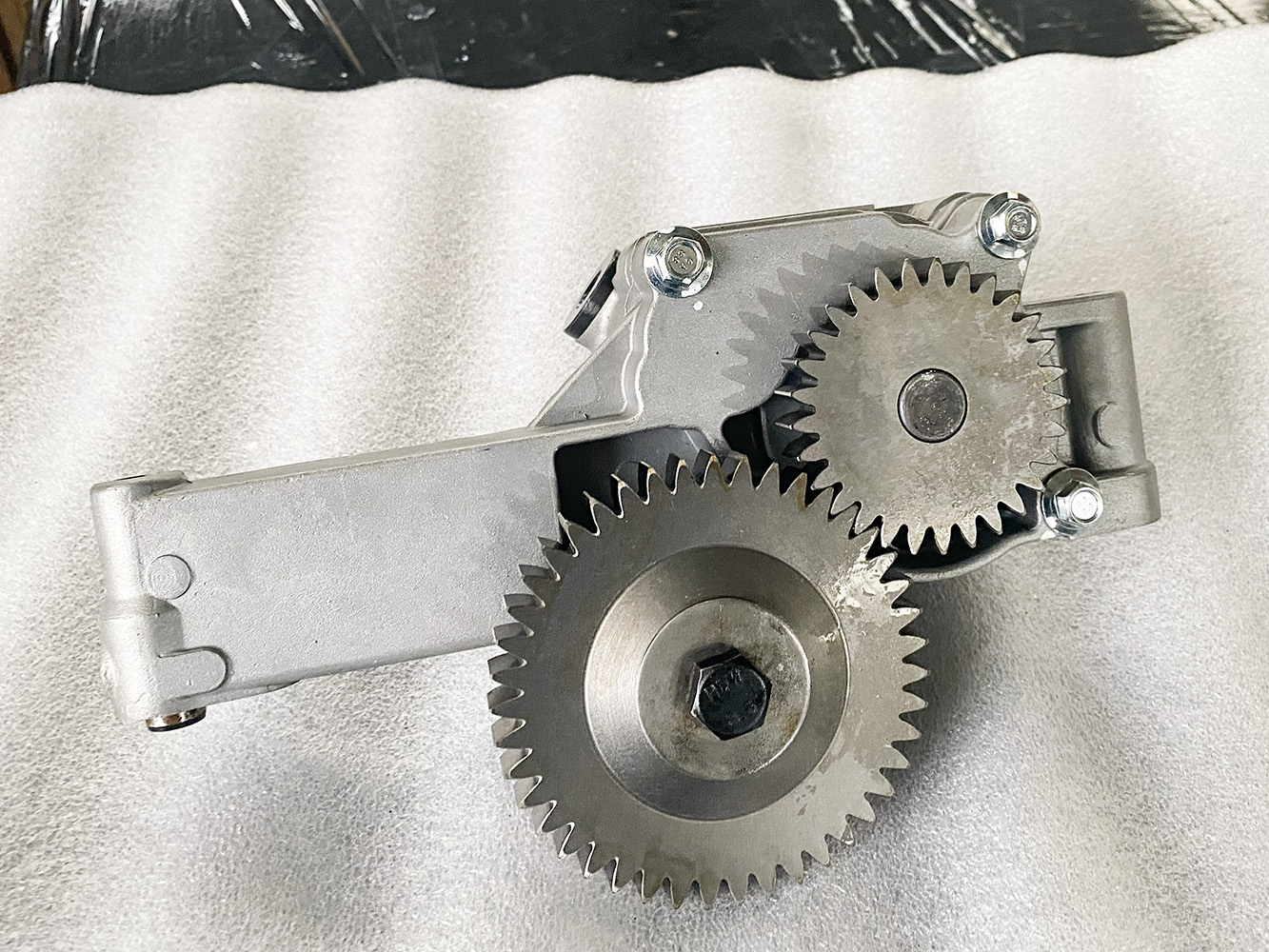 Oil Pump 1192924 Suitable for Caterpillar