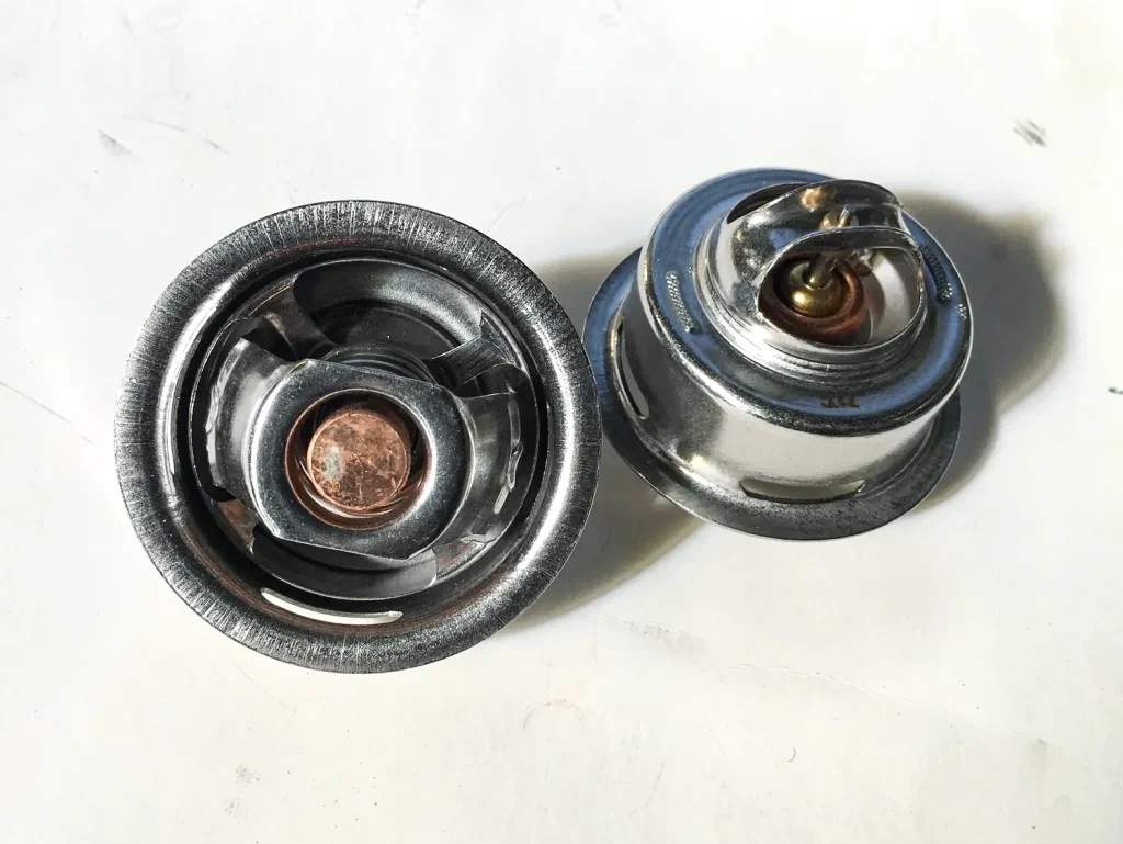 Thermostat 2485513 Suitable for Caterpillar, New