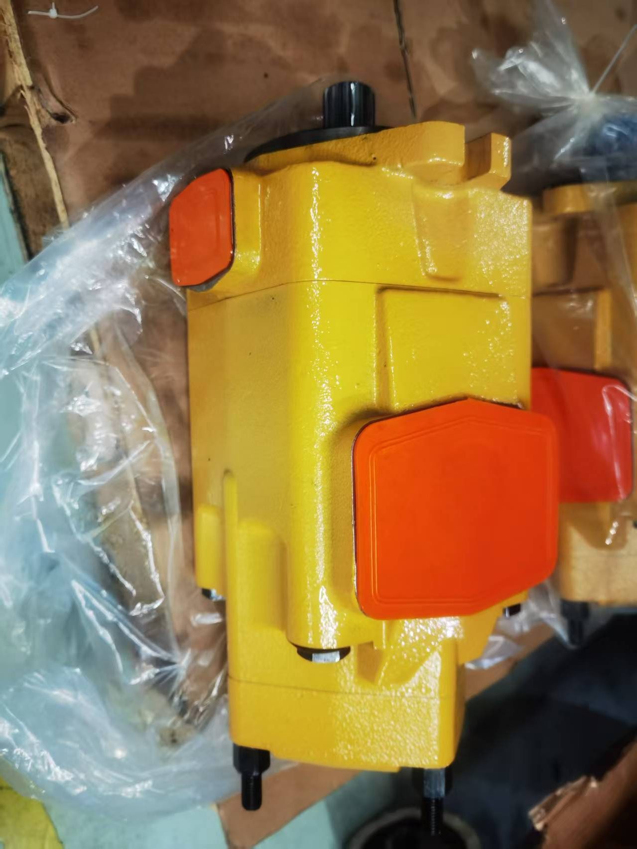 Hydraulic Vane Pump 1435438 Suitable for Heavy Equipment, New