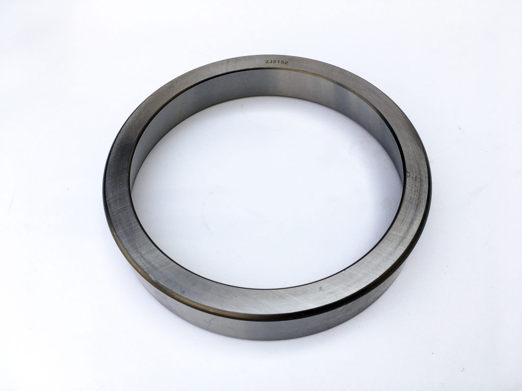 2J2152 Bearing Cup Suitable for Heavy Equipment, New