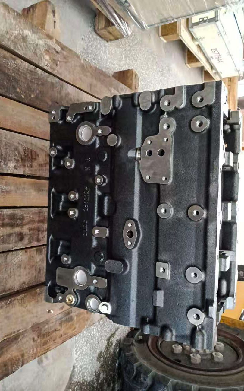 3622190 ZZ50324 Cylinder Block for Heavy Equipment, New