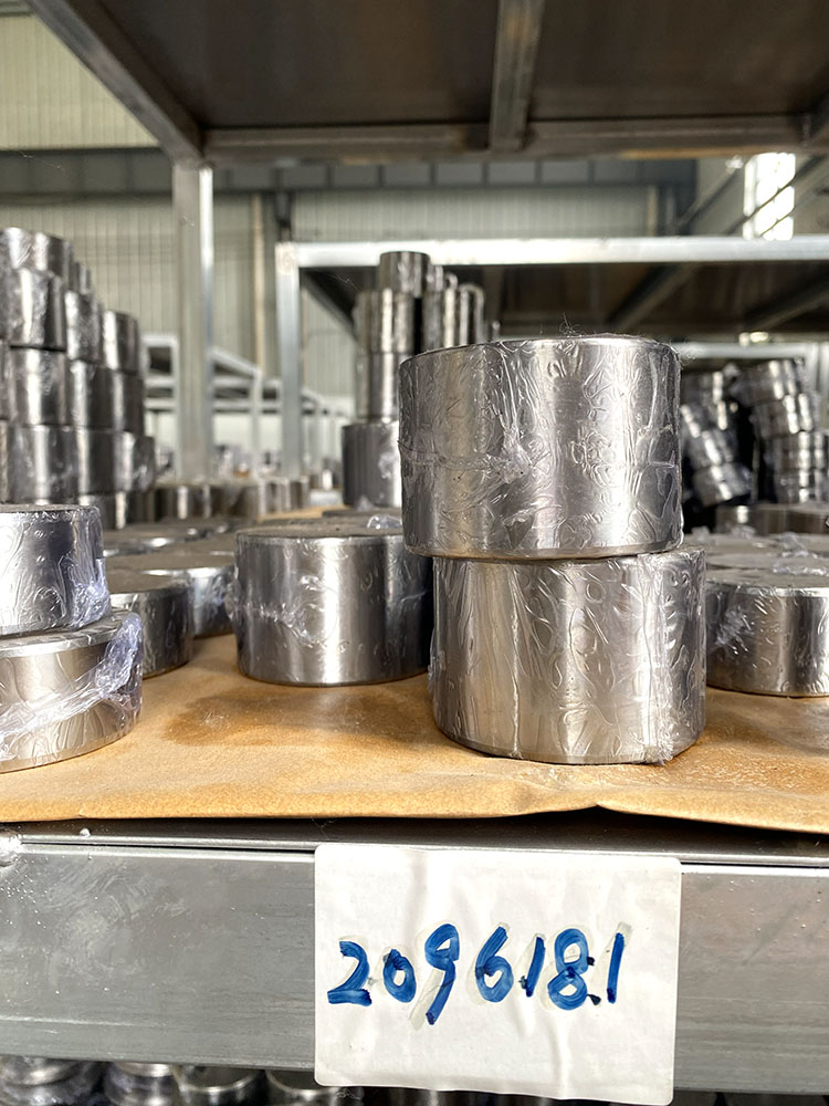 2096181 Outside Diameter Sleeve Bearing Suitable for Heavy Equipment, New