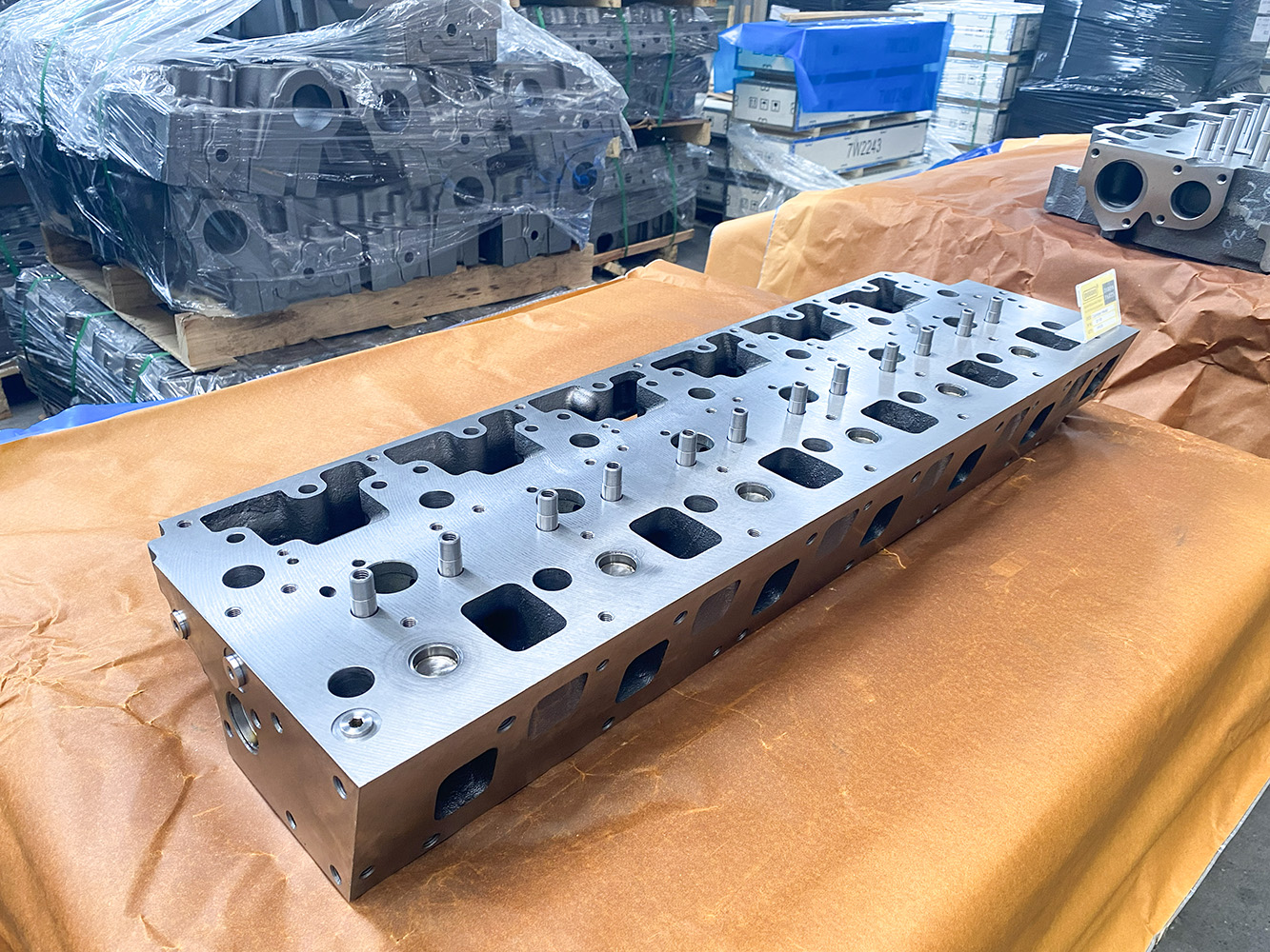 Cylinder Head 3116 for Heavy Equipment, New
