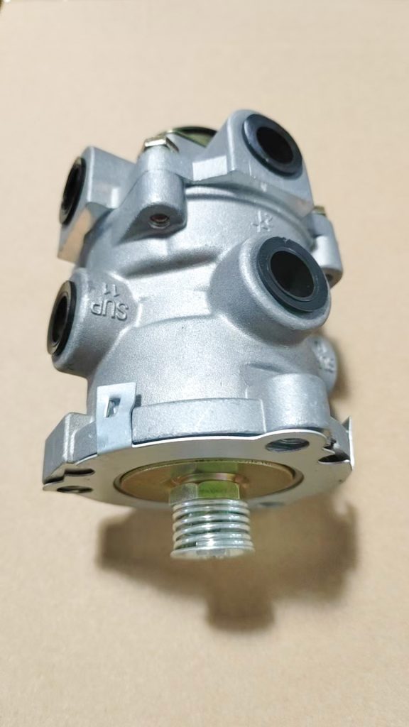 Control Valve Group 6G8425 for Heavy Equipment, New