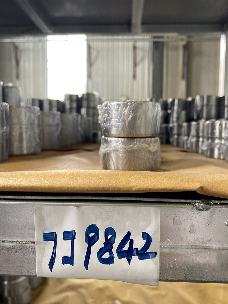 7j9842 Sleeve Bearing Suitable for Heavy Equipment, New