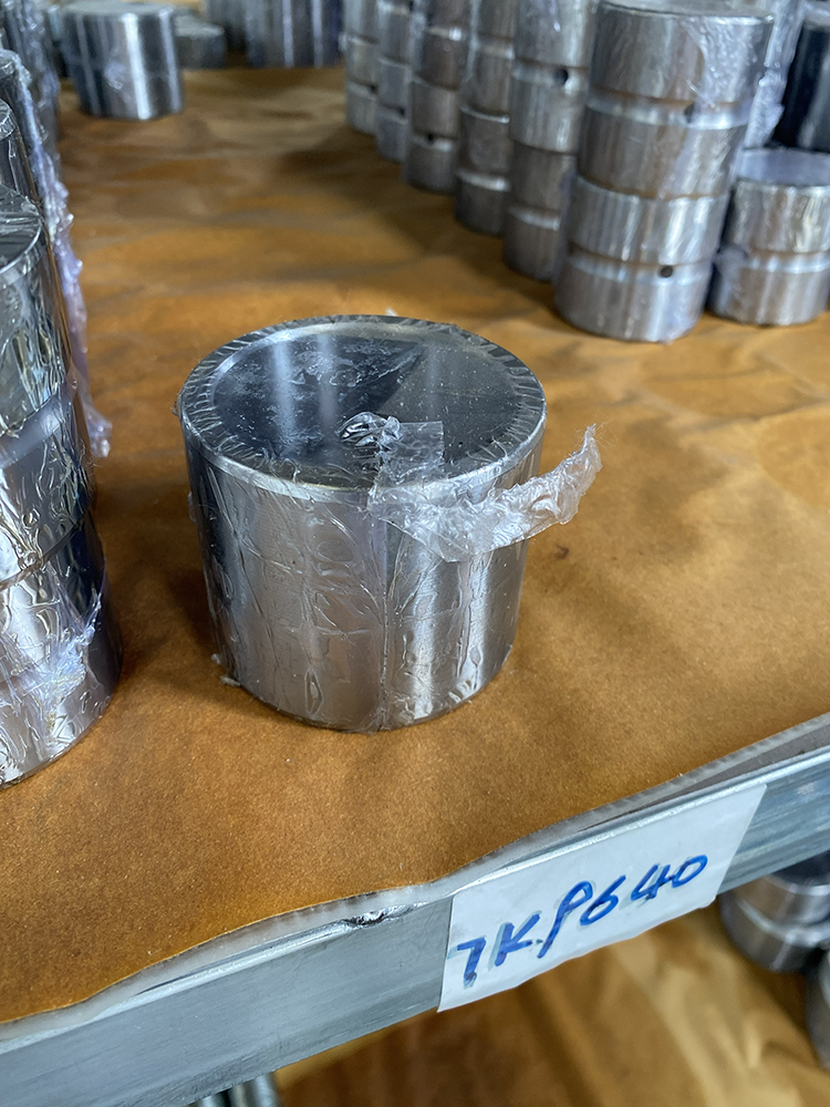 7K9640 Sleeve Bearing Suitable for Heavy Equipment, New