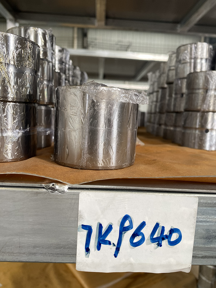 7K9640 Sleeve Bearing Suitable for Heavy Equipment, New