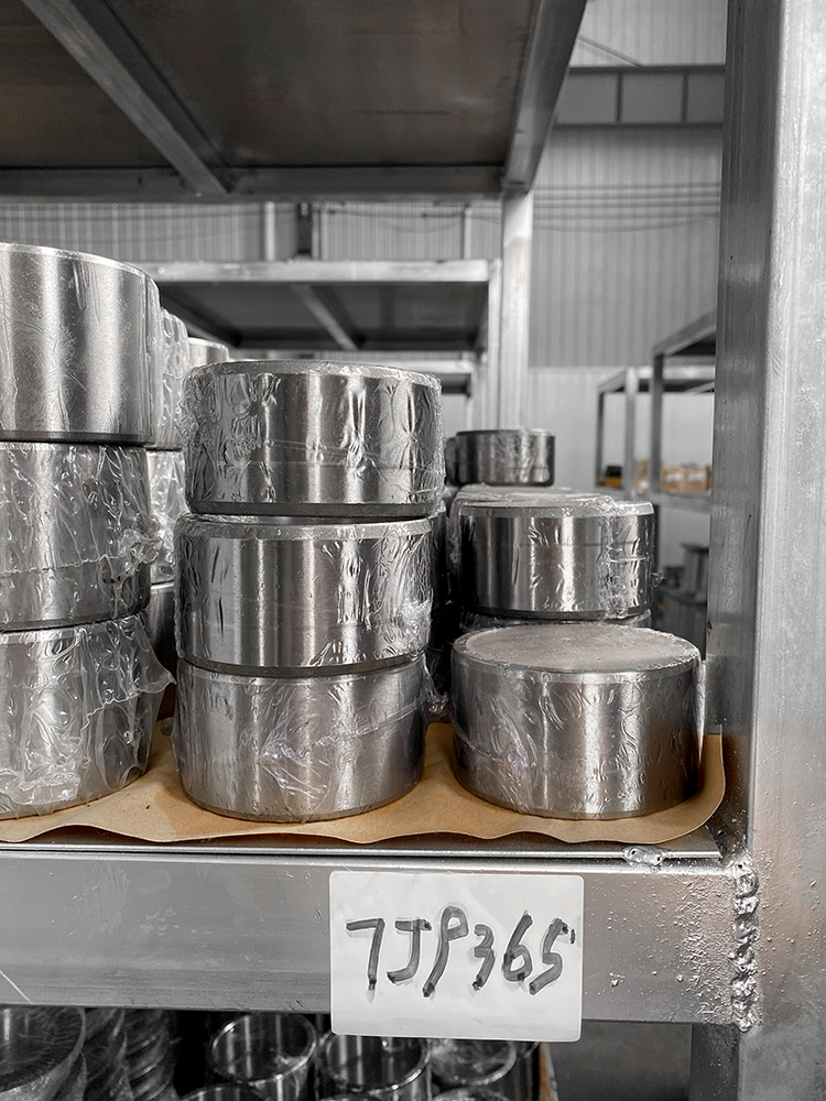7j9365 Sleeve Bearing Suitable for Heavy Equipment, New