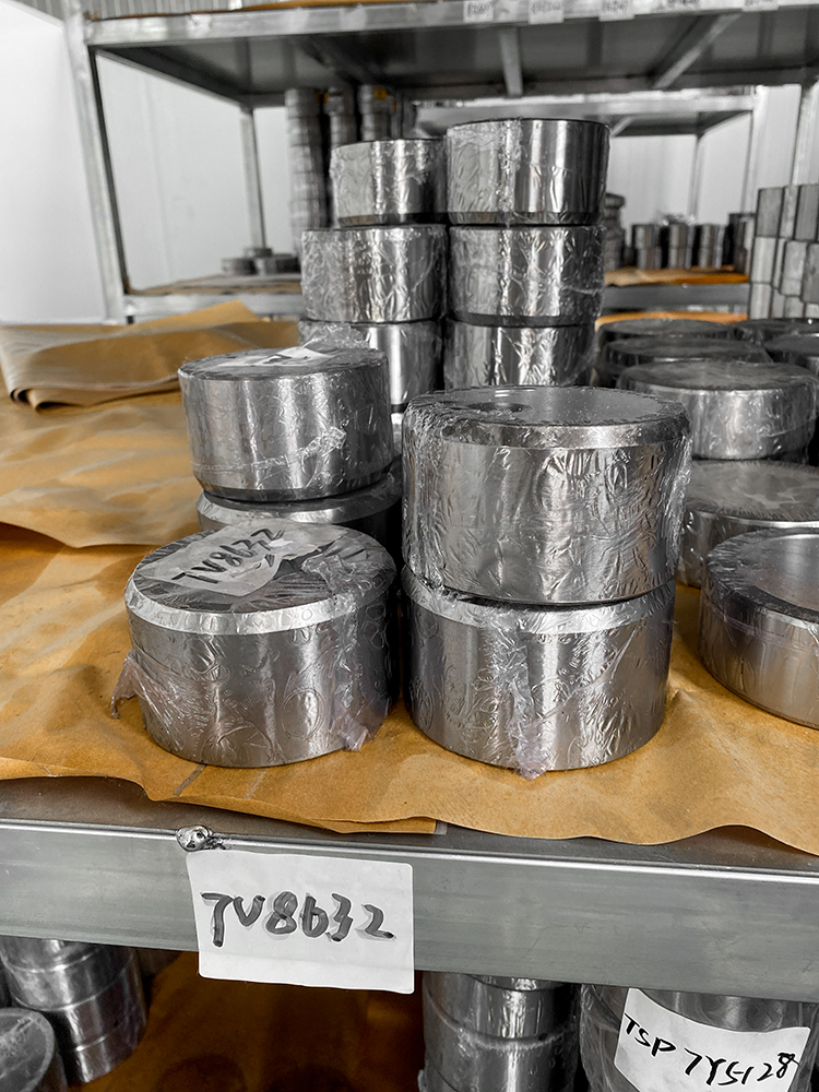 7v8632 Sleeve Bearing Suitable for Heavy Equipment, New